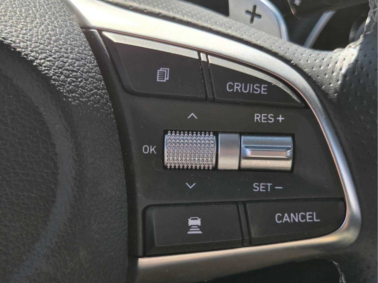 2021 Genesis G70 2.0T