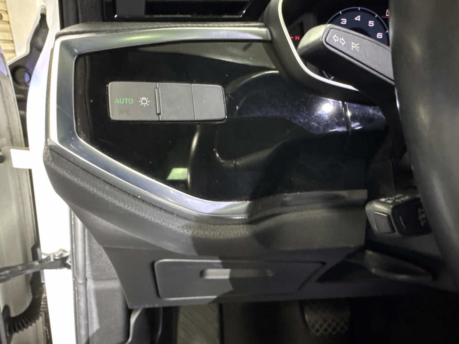 2020 Audi Q3 Premium