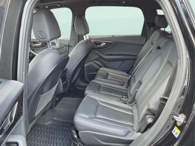 2022 Audi Q7 Prestige