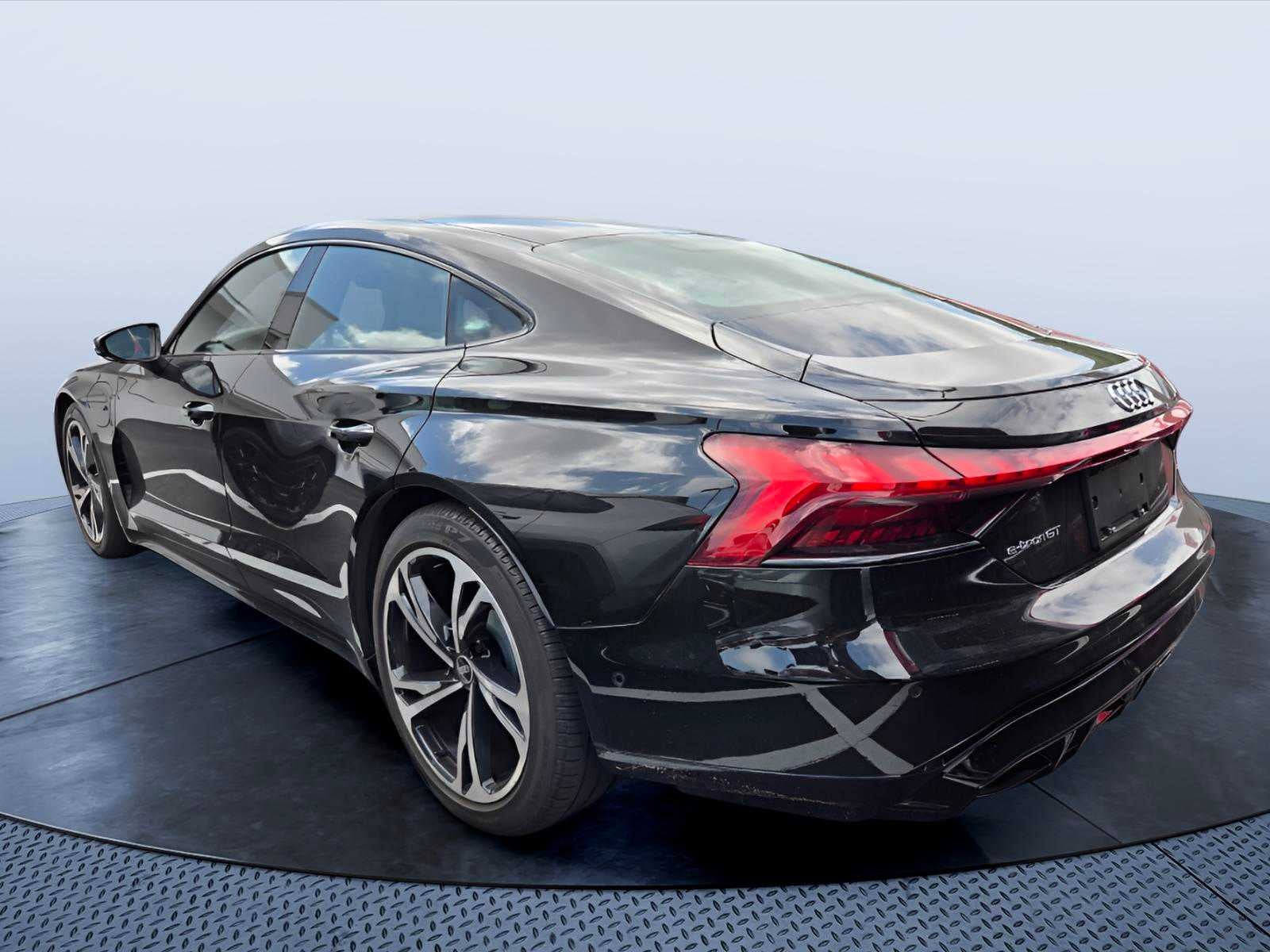 2022 Audi e-tron GT Prestige