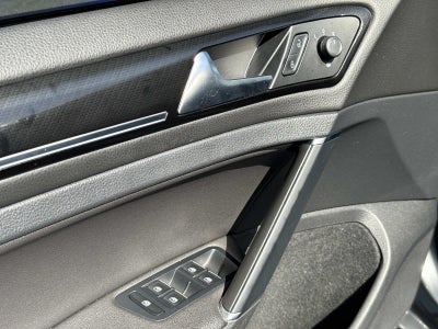 2019 Volkswagen Golf R Base