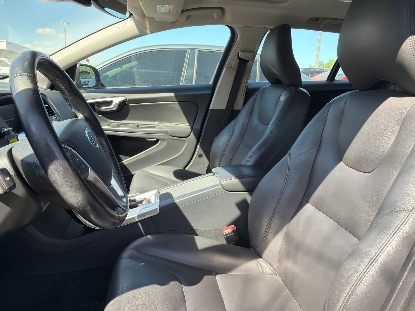 2017 Volvo V60 Premier