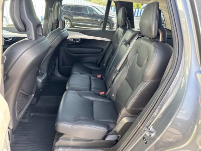 2016 Volvo XC90 T5 Momentum