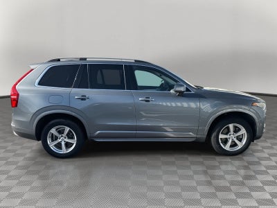 2016 Volvo XC90 T5 Momentum