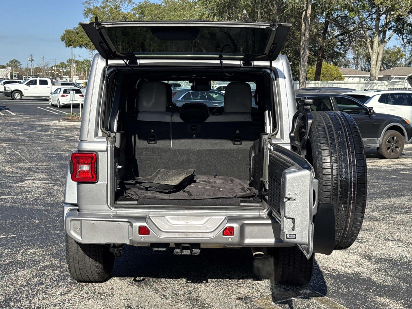 2021 Jeep Wrangler Unlimited Sahara High Altitude