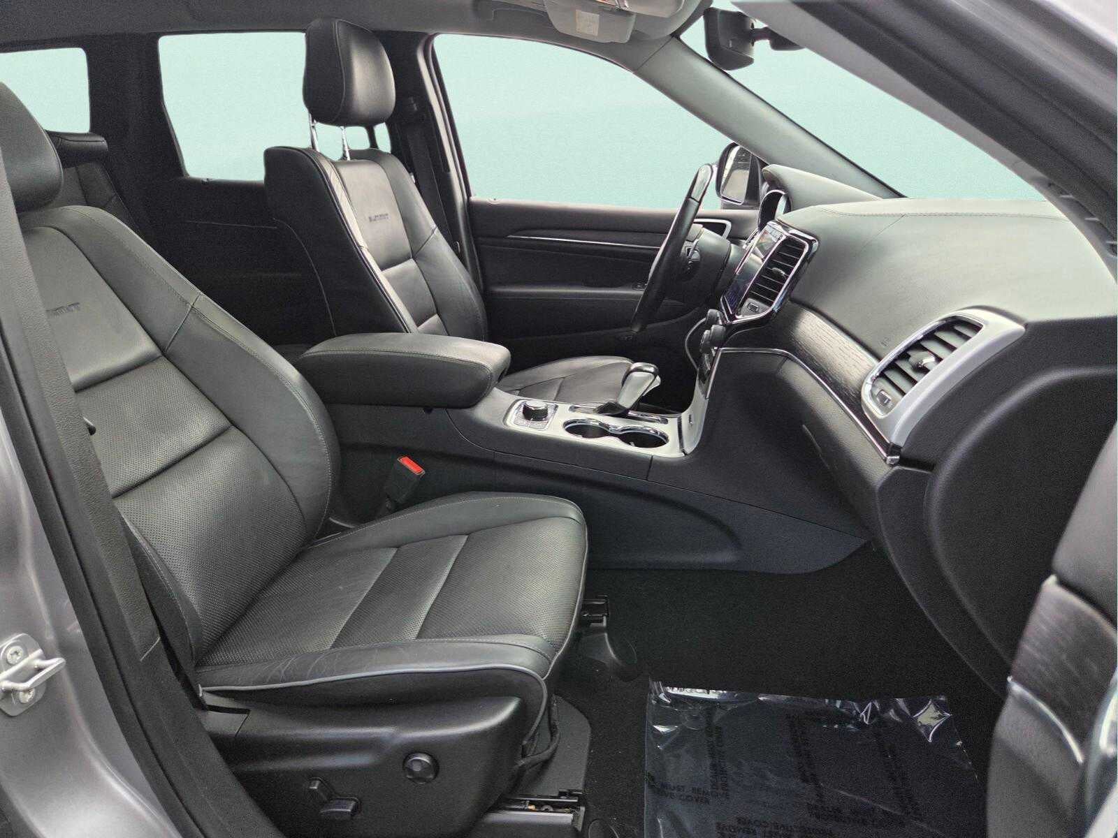 2020 Jeep Grand Cherokee Summit
