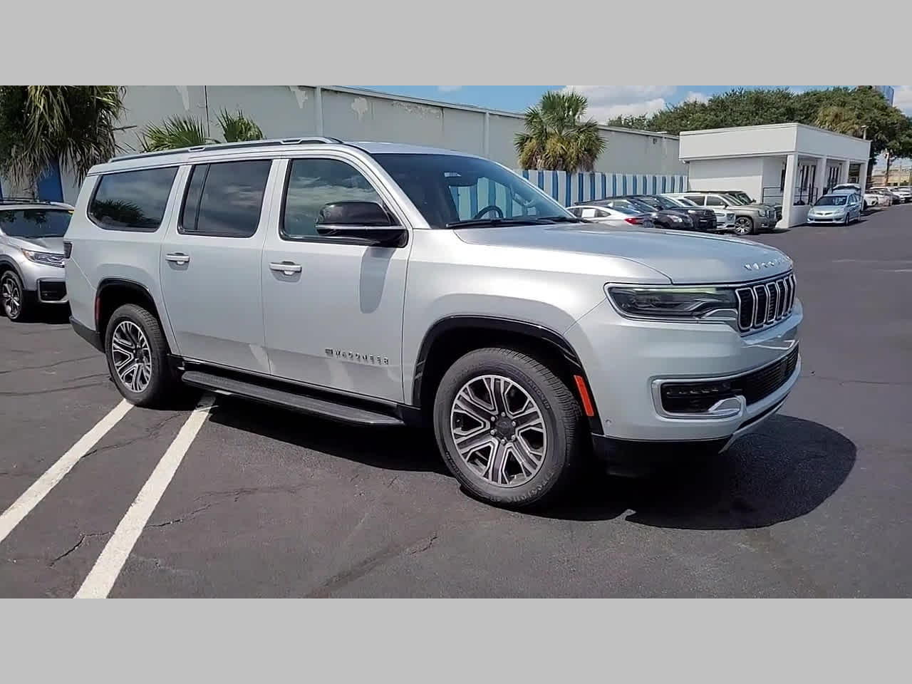 2023 Jeep Wagoneer L Series II