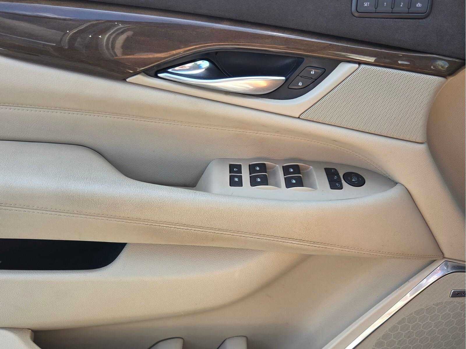 2020 Cadillac Escalade Luxury