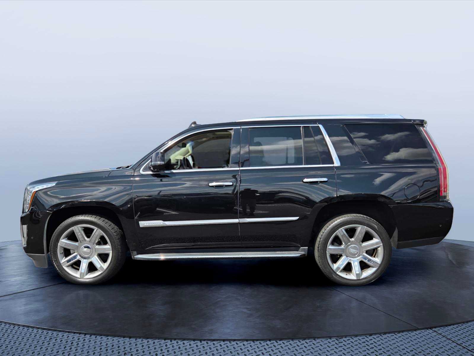2020 Cadillac Escalade Luxury