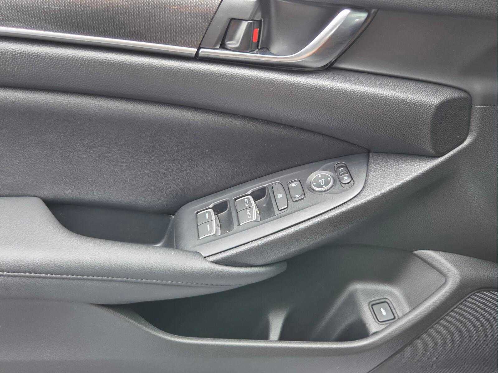 2022 Honda Accord Sport SE