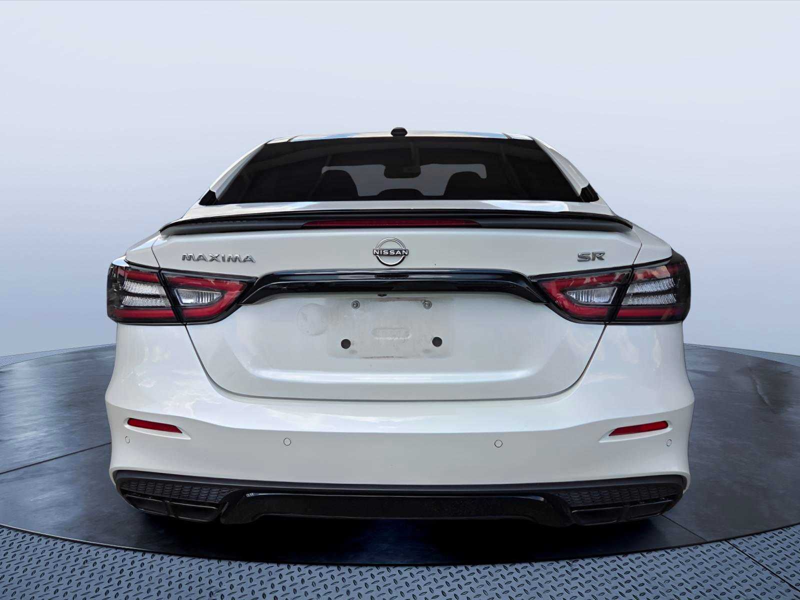 2023 Nissan Maxima SR