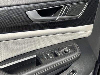 2025 Volkswagen Atlas Cross Sport 2.0T SEL R-Line Black