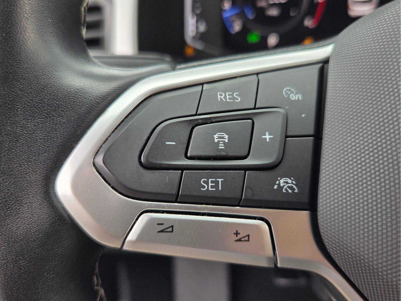 2022 Volkswagen Atlas Cross Sport 3.6L V6 SEL