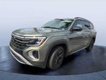 2024 Volkswagen Atlas 2.0T Peak Edition SE w/Technology