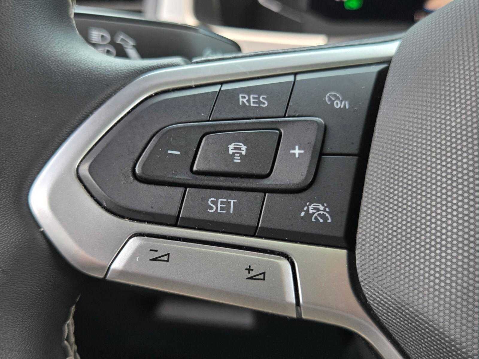 2021 Volkswagen Atlas Cross Sport 3.6L V6 SEL