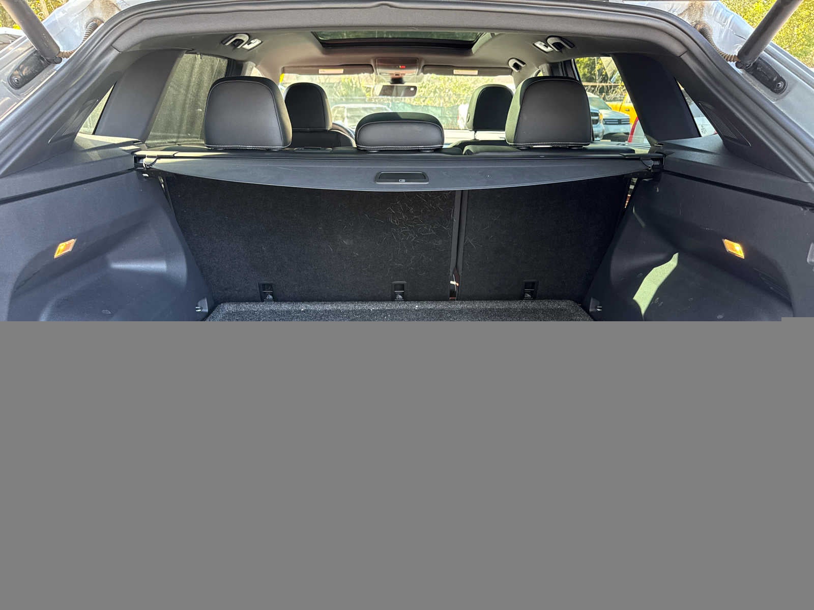 2022 Volkswagen Atlas Cross Sport 3.6L V6 SEL Premium R-Line