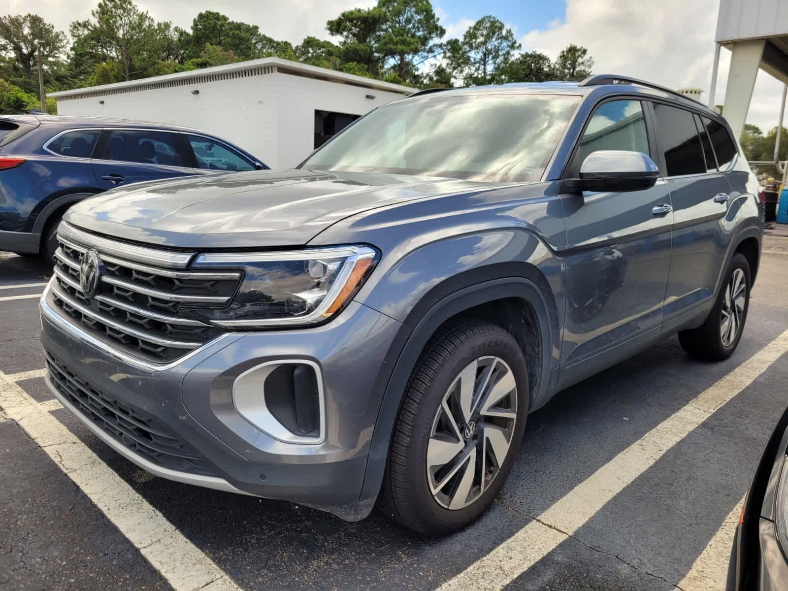 2024 Volkswagen Atlas 2.0T SE w/Technology