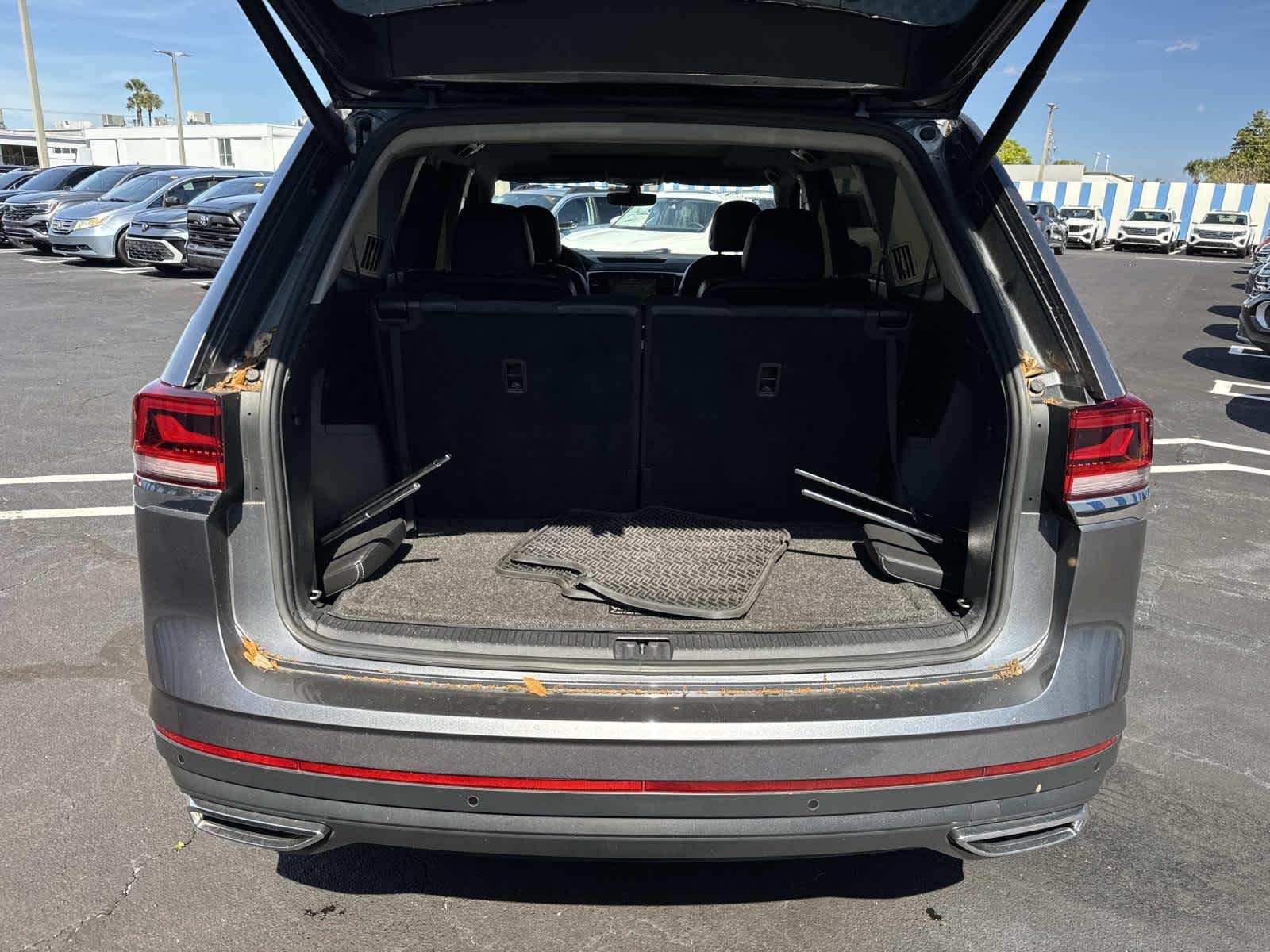 2022 Volkswagen Atlas 2.0T SE w/Technology