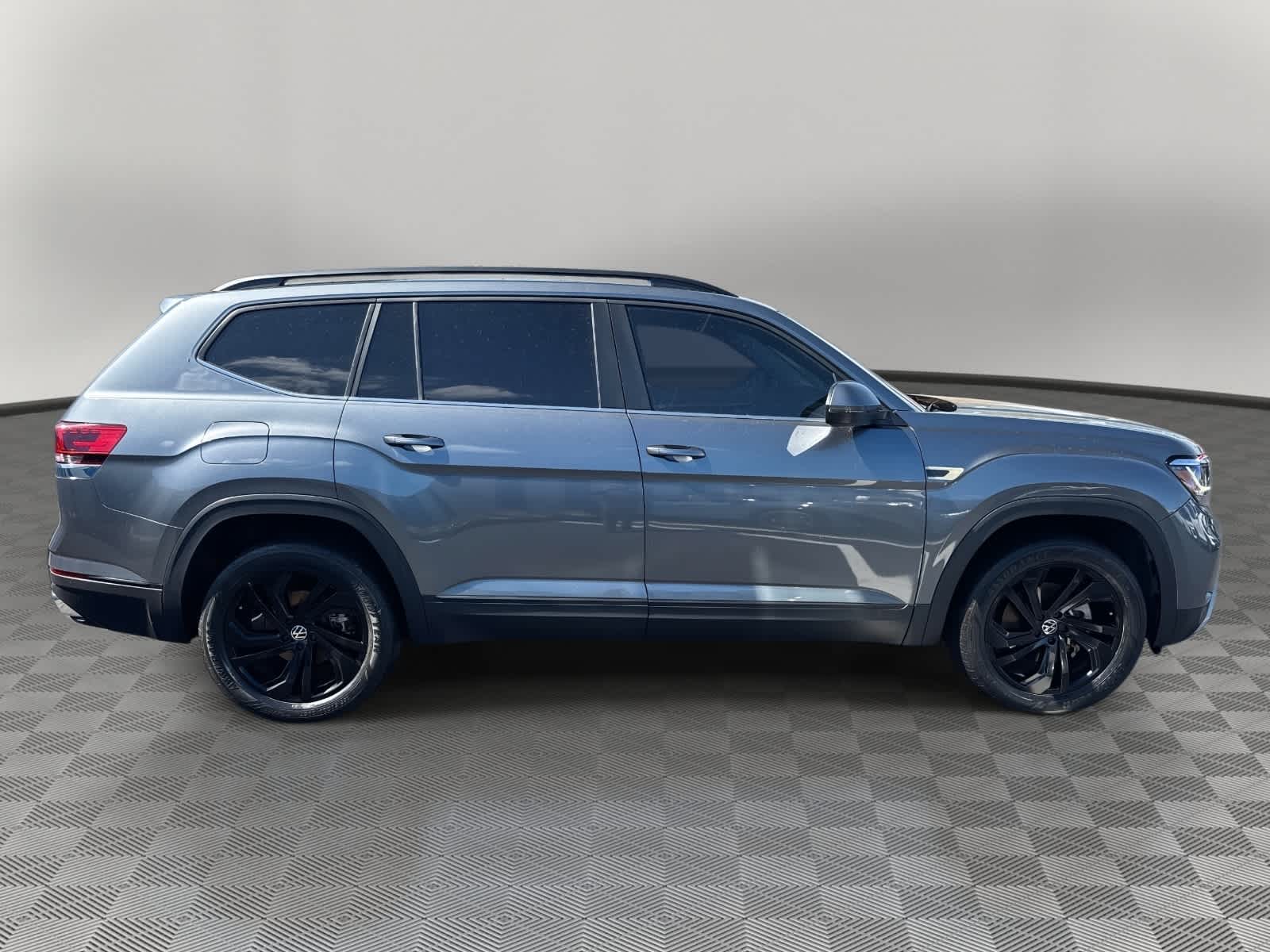 2022 Volkswagen Atlas 2.0T SE w/Technology