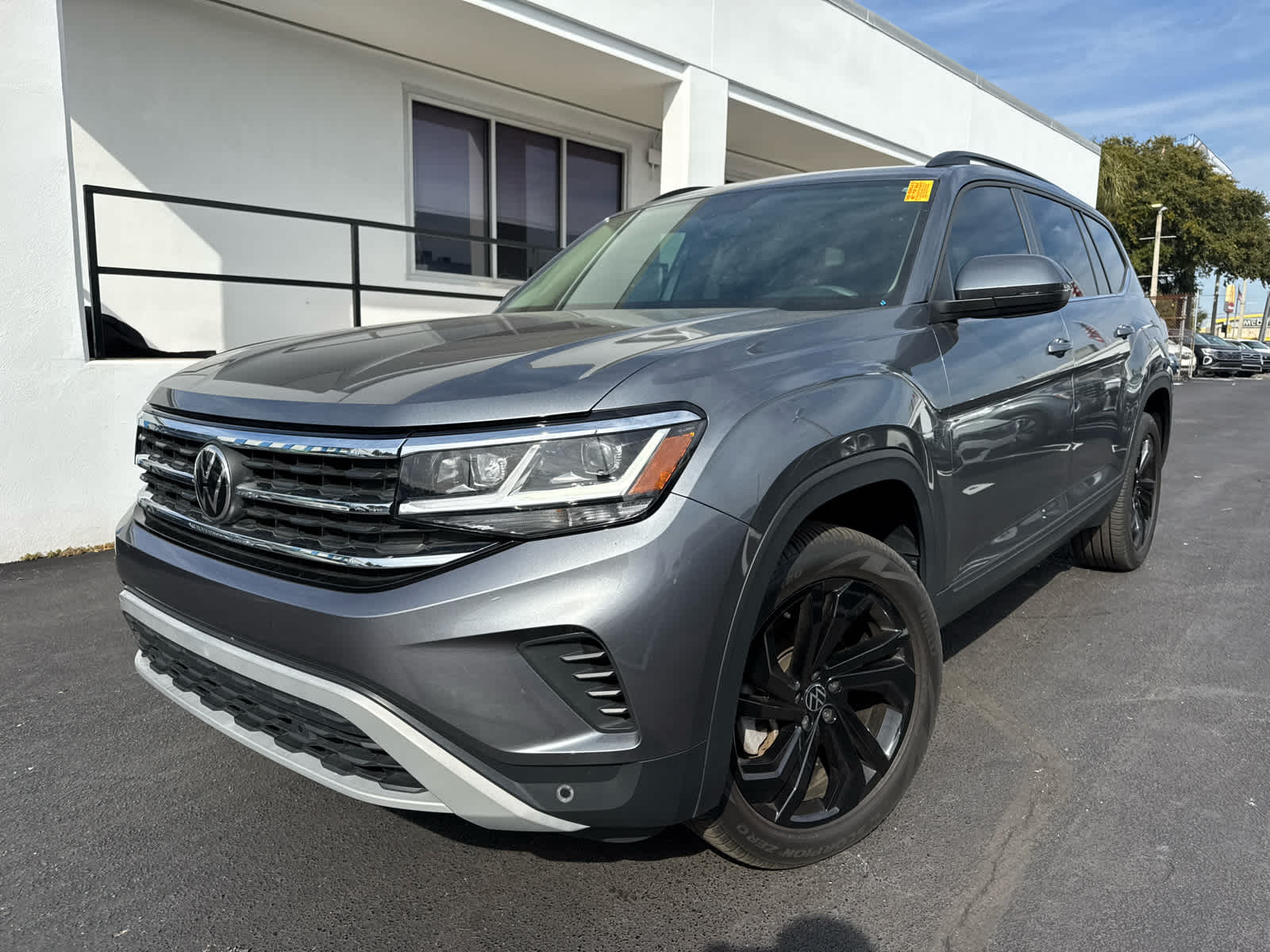 2022 Volkswagen Atlas 3.6L V6 SE w/Technology