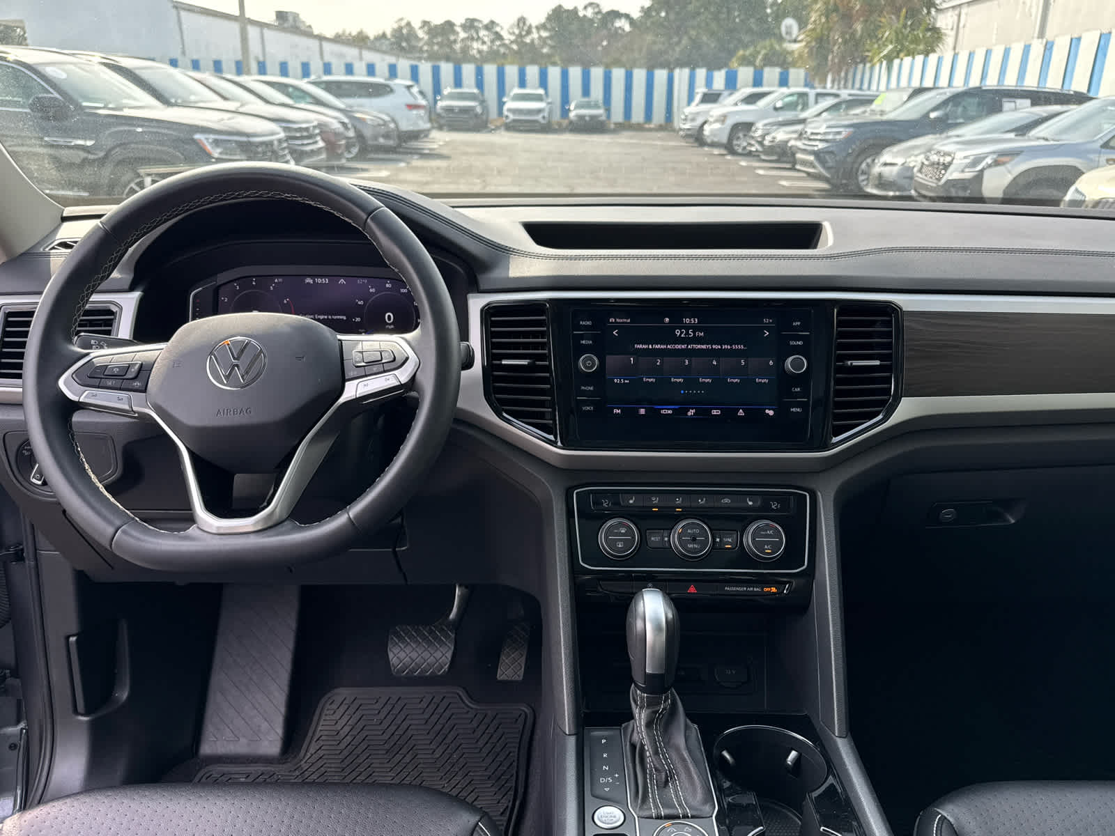 2022 Volkswagen Atlas 3.6L V6 SE w/Technology