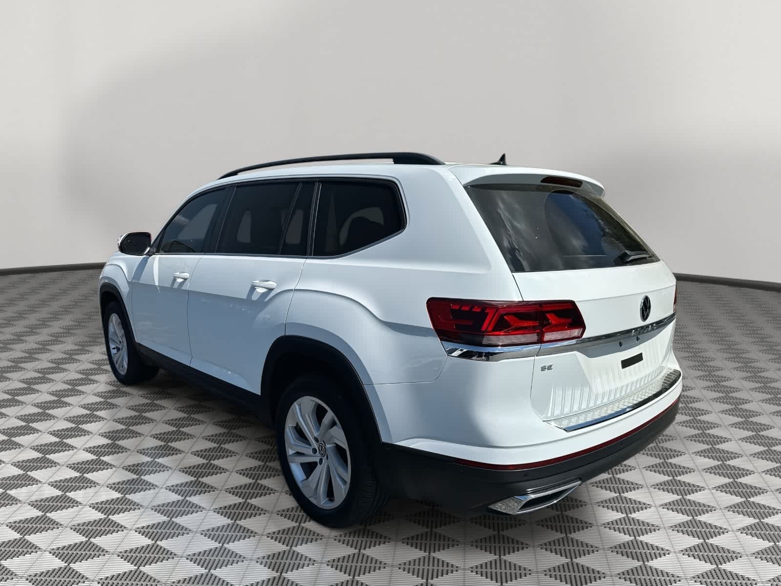 2023 Volkswagen Atlas 2.0T SE w/Technology