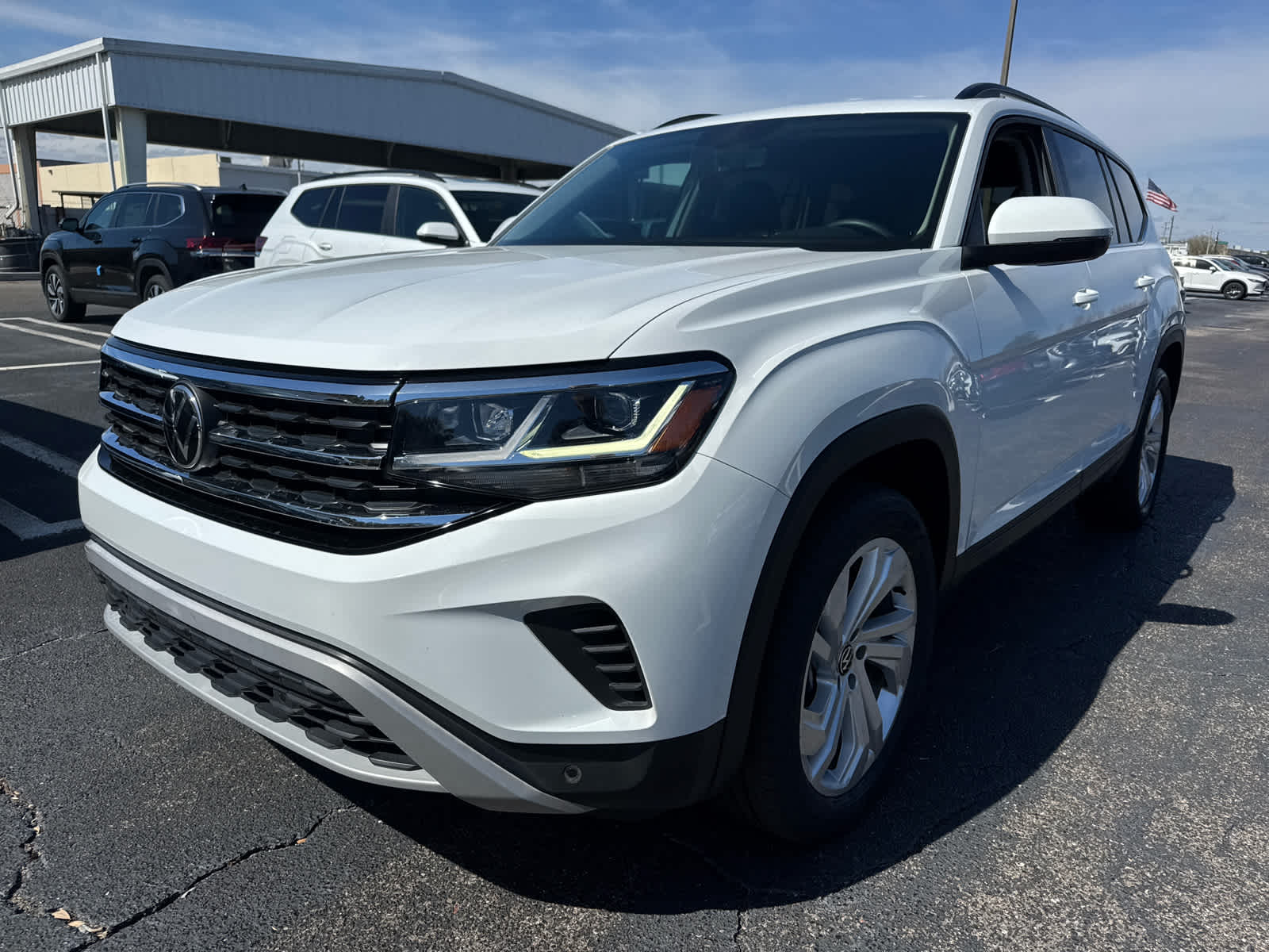 2023 Volkswagen Atlas 2.0T SE w/Technology