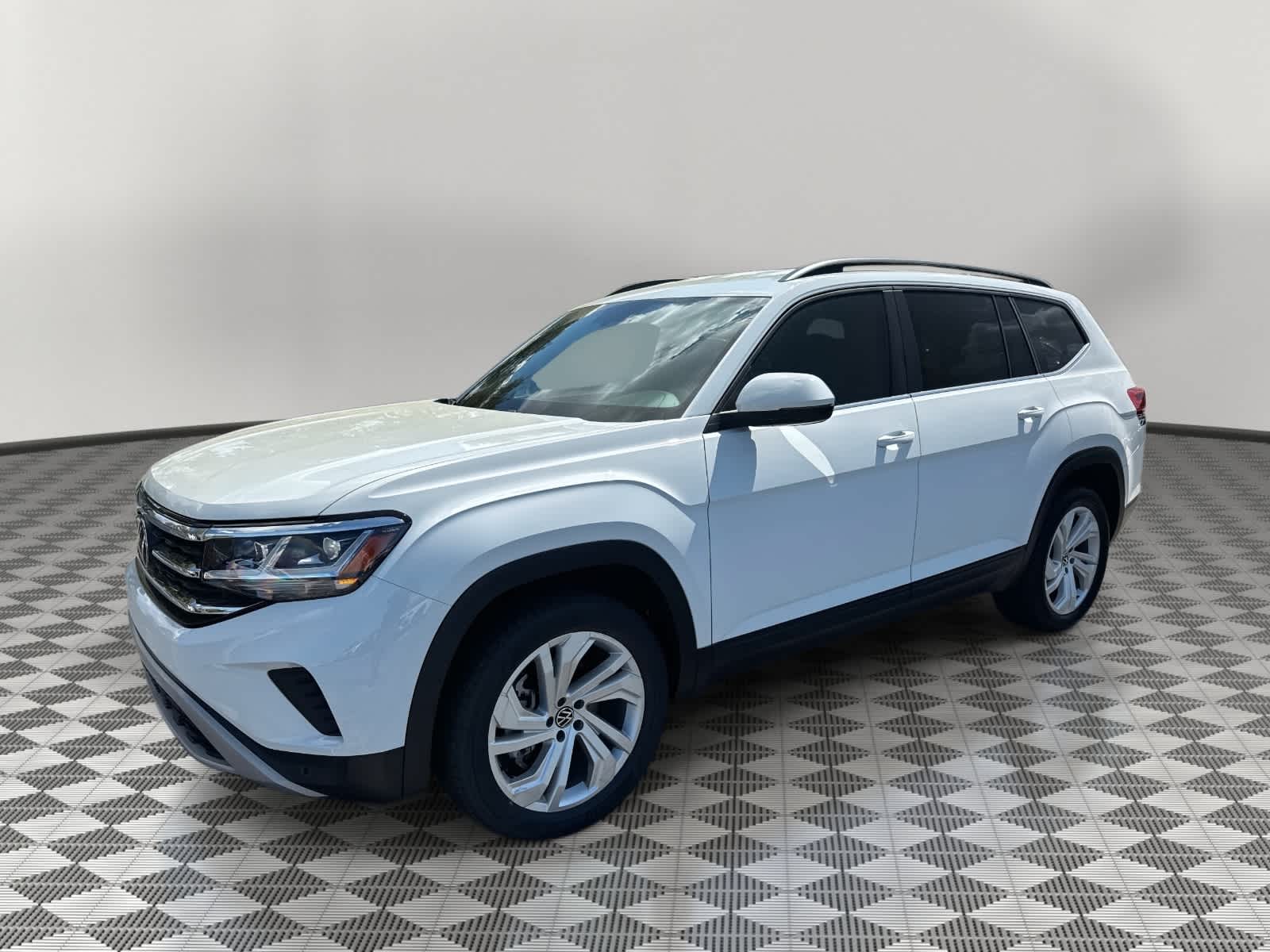 2023 Volkswagen Atlas 2.0T SE w/Technology