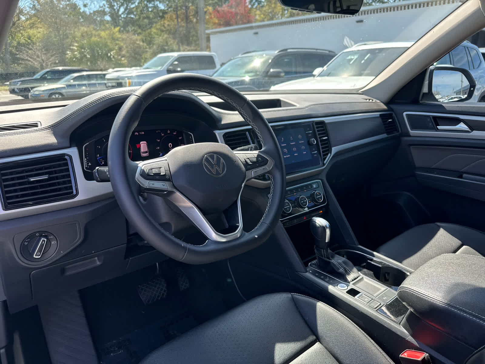 2023 Volkswagen Atlas 2.0T SE w/Technology