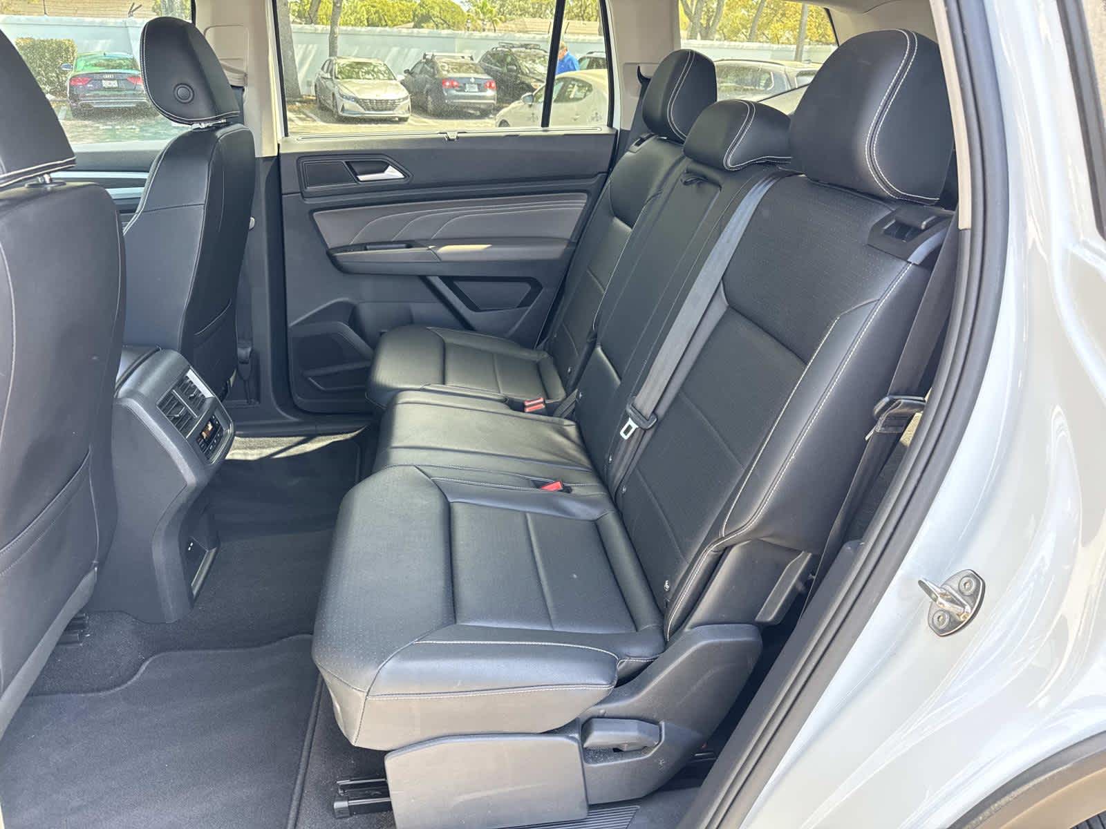 2023 Volkswagen Atlas 2.0T SE w/Technology