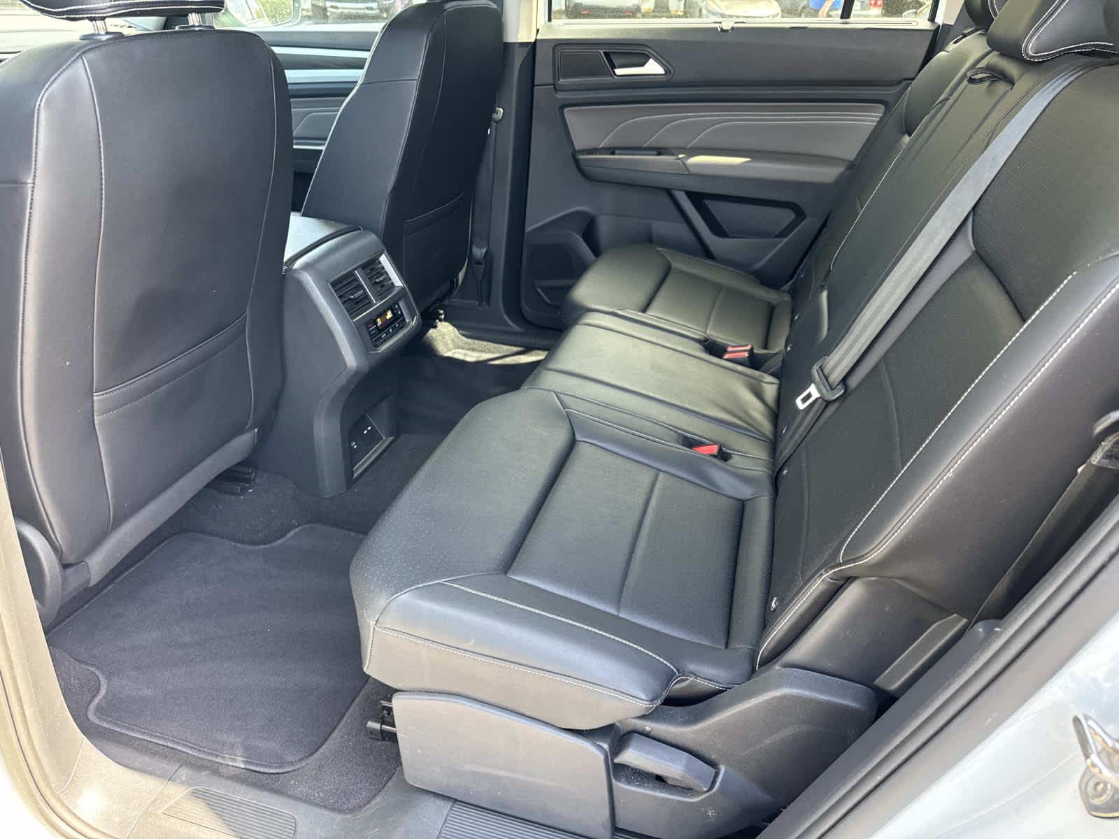 2023 Volkswagen Atlas 2.0T SE w/Technology