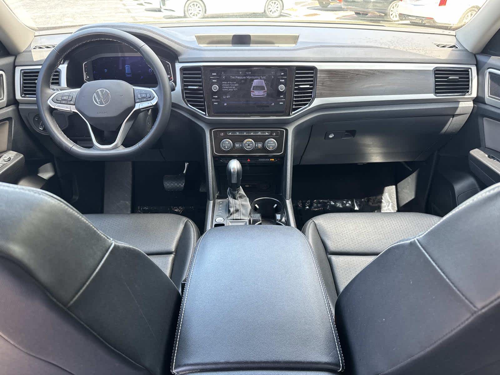 2023 Volkswagen Atlas 2.0T SE w/Technology