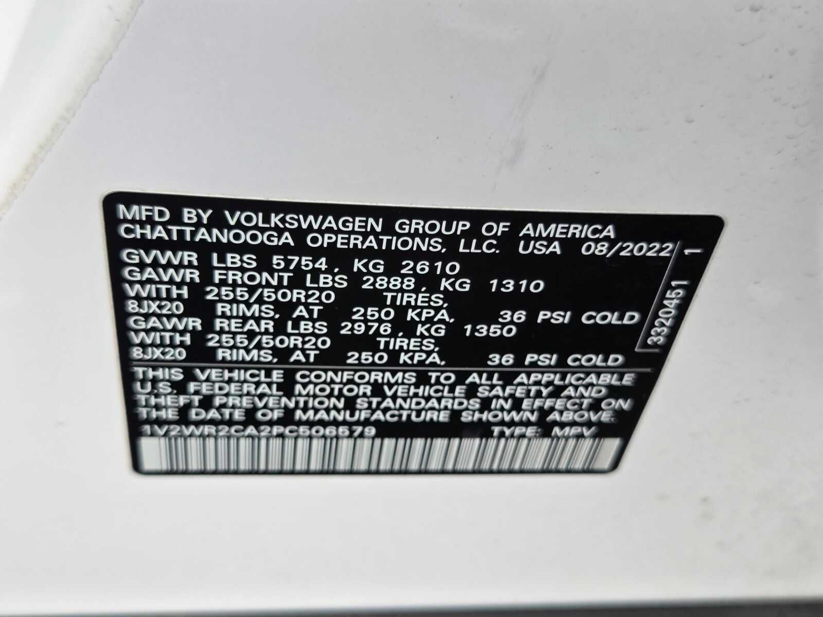 2023 Volkswagen Atlas 3.6L V6 SE w/Technology