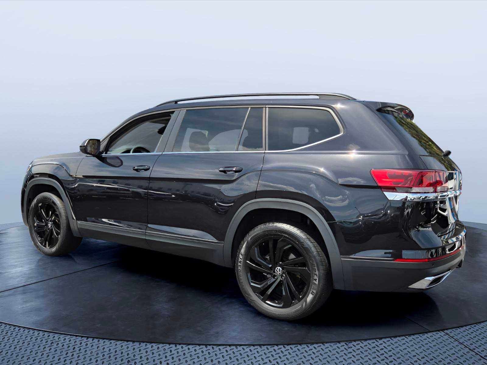 2023 Volkswagen Atlas 3.6L V6 SE w/Technology