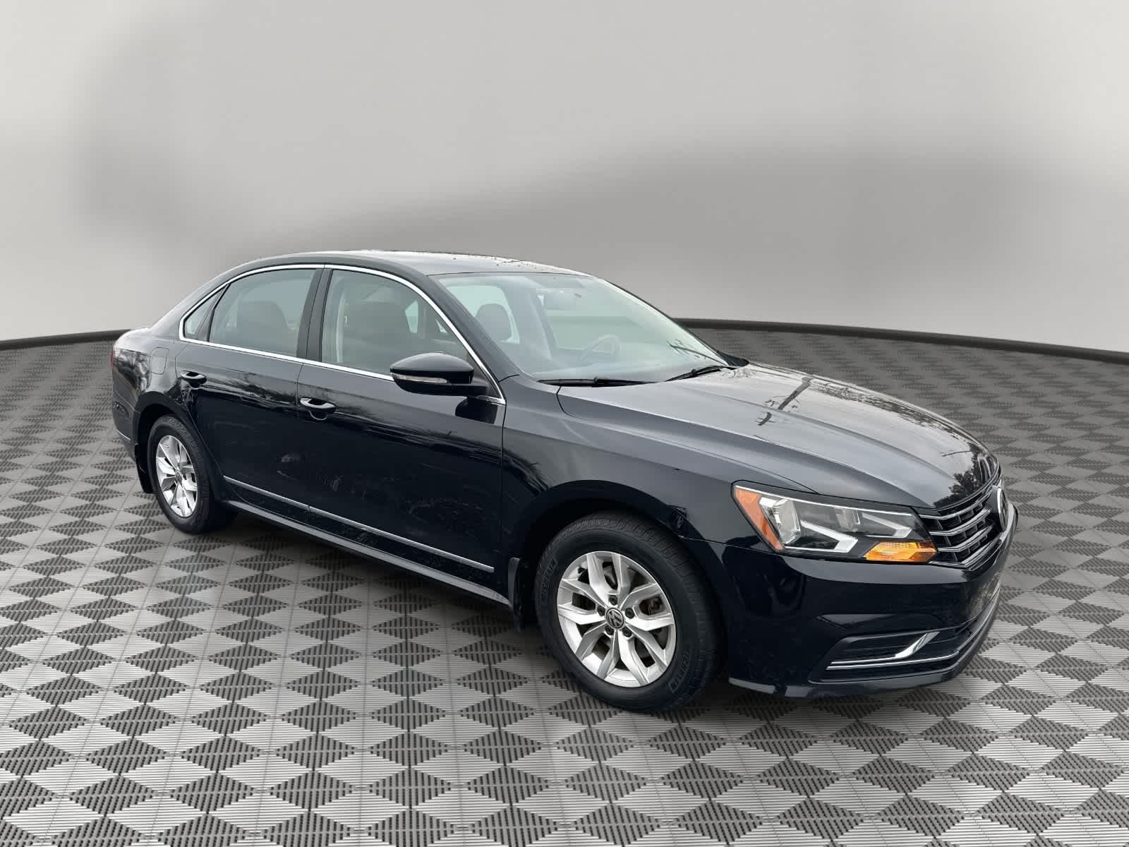 2017 Volkswagen Passat 1.8T S