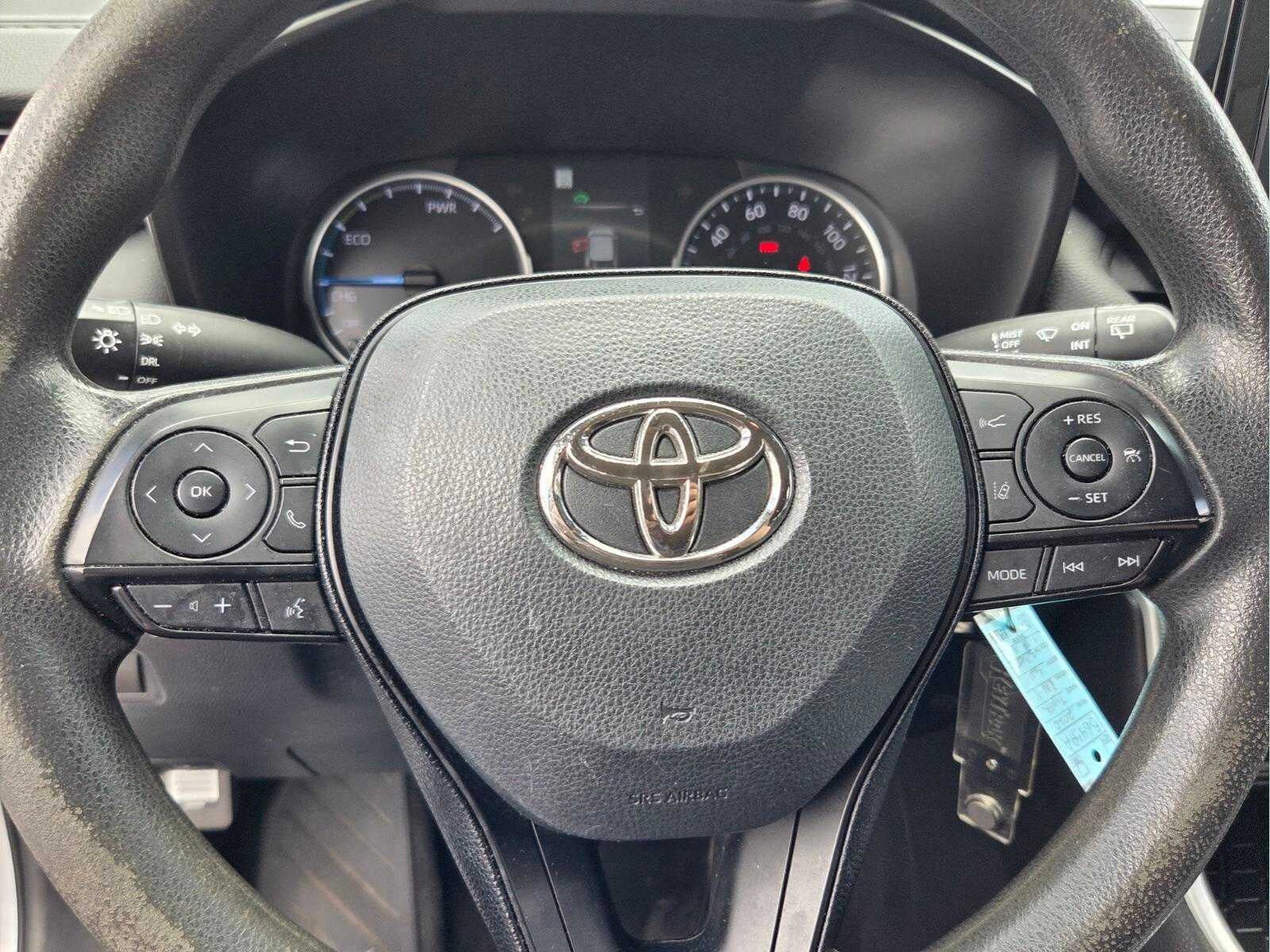 2020 Toyota RAV4 Hybrid LE