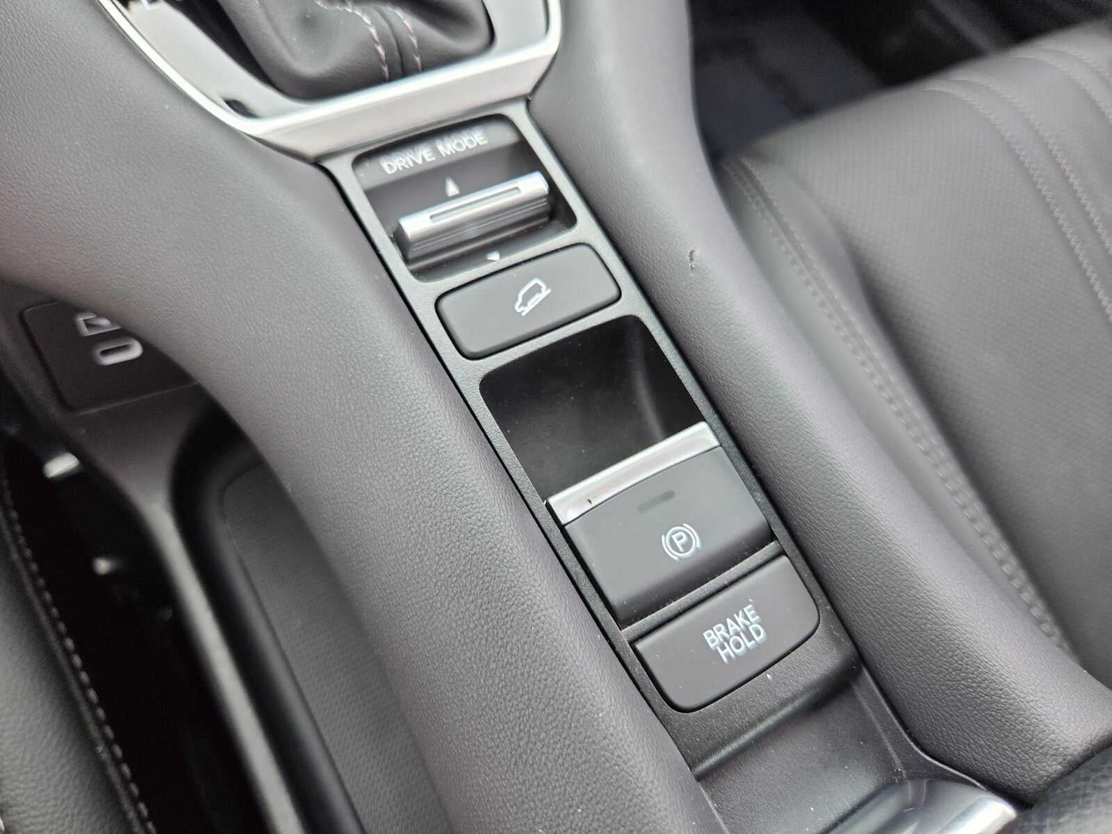 2025 Honda HR-V EX-L