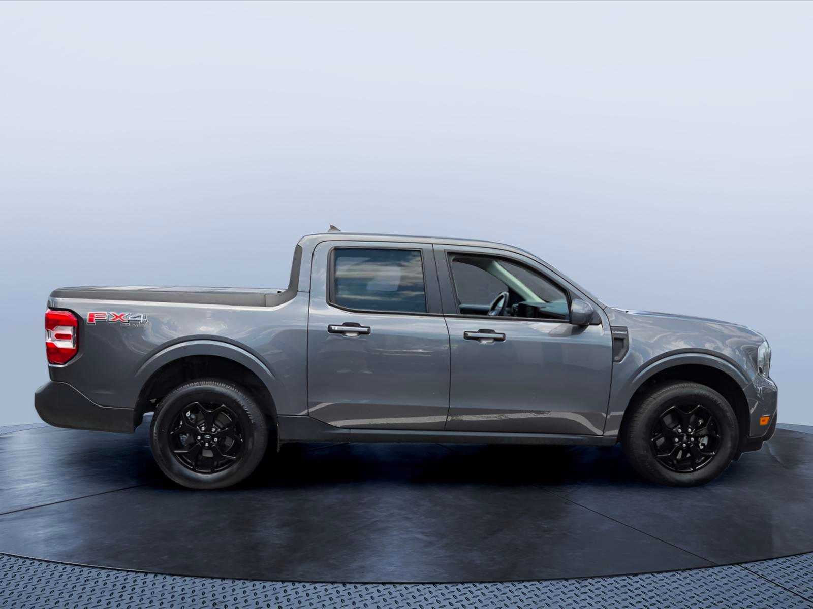 2023 Ford Maverick Lariat