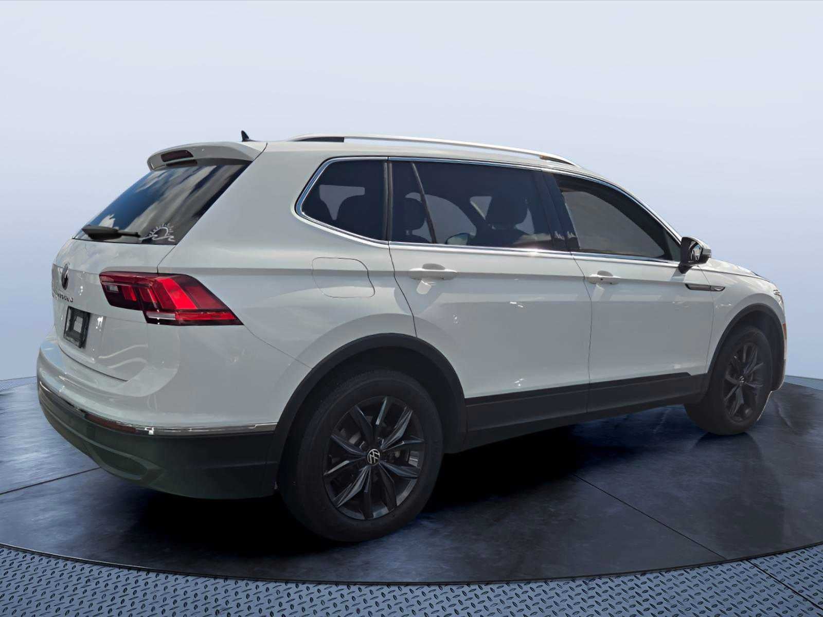 2024 Volkswagen Tiguan SE
