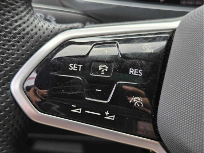 2024 Volkswagen Tiguan SEL R-Line