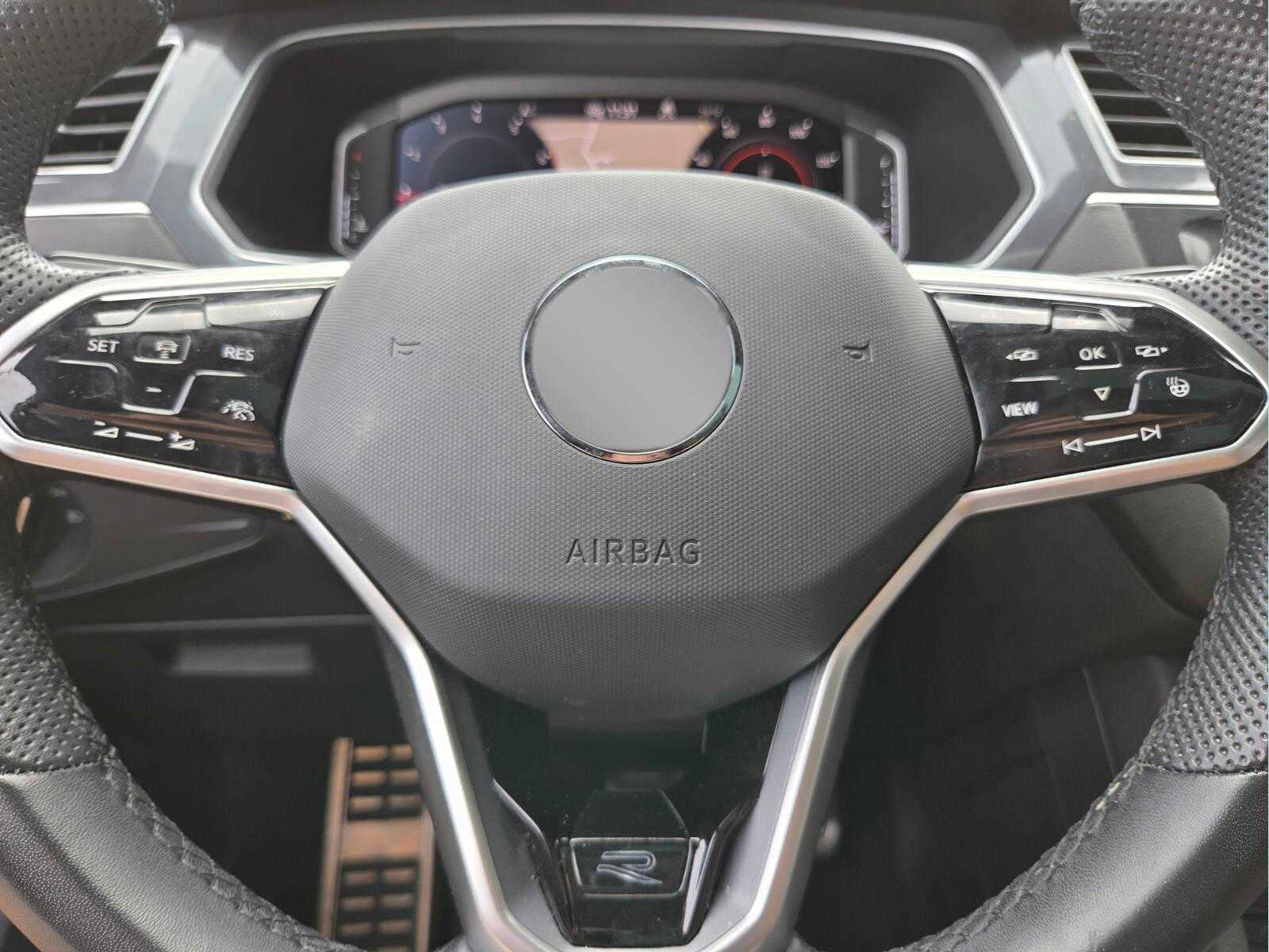 2024 Volkswagen Tiguan SEL R-Line