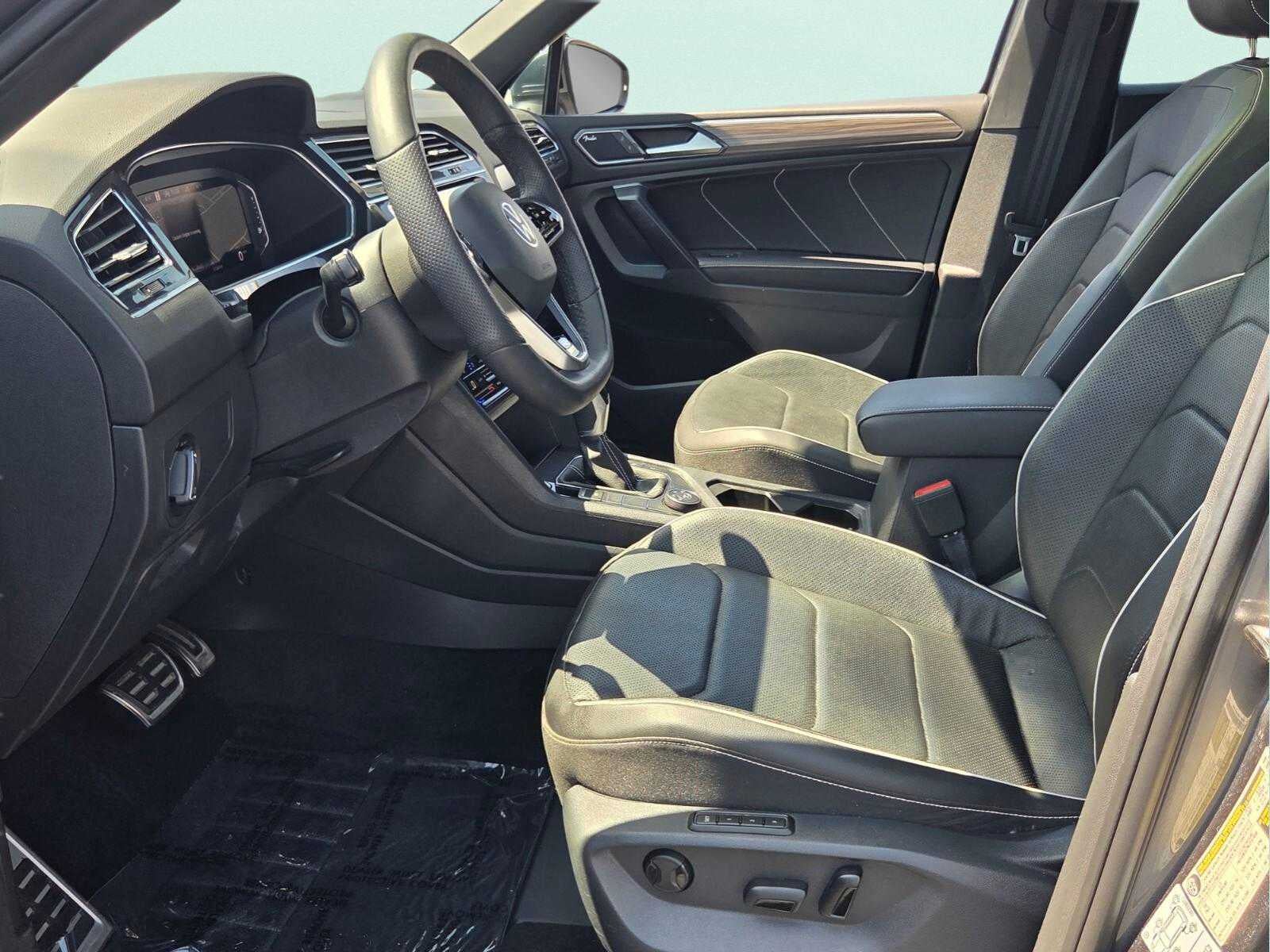 2022 Volkswagen Tiguan SEL R-Line