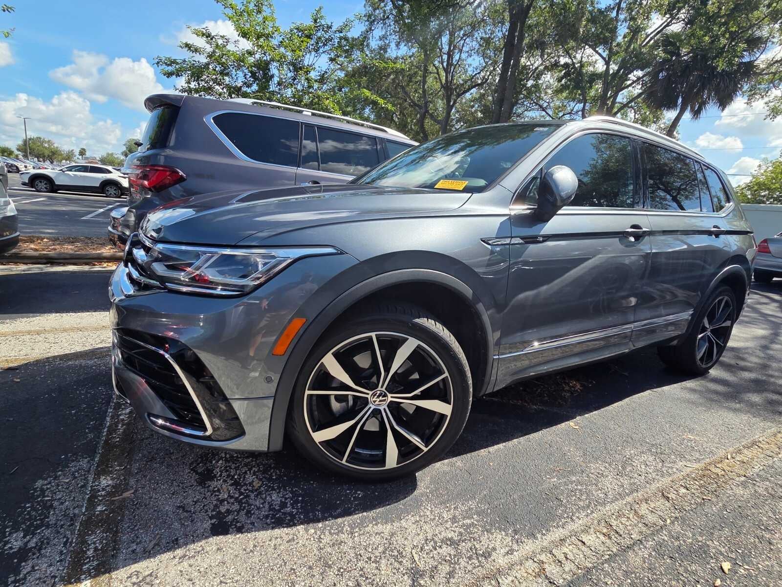 2022 Volkswagen Tiguan SEL R-Line