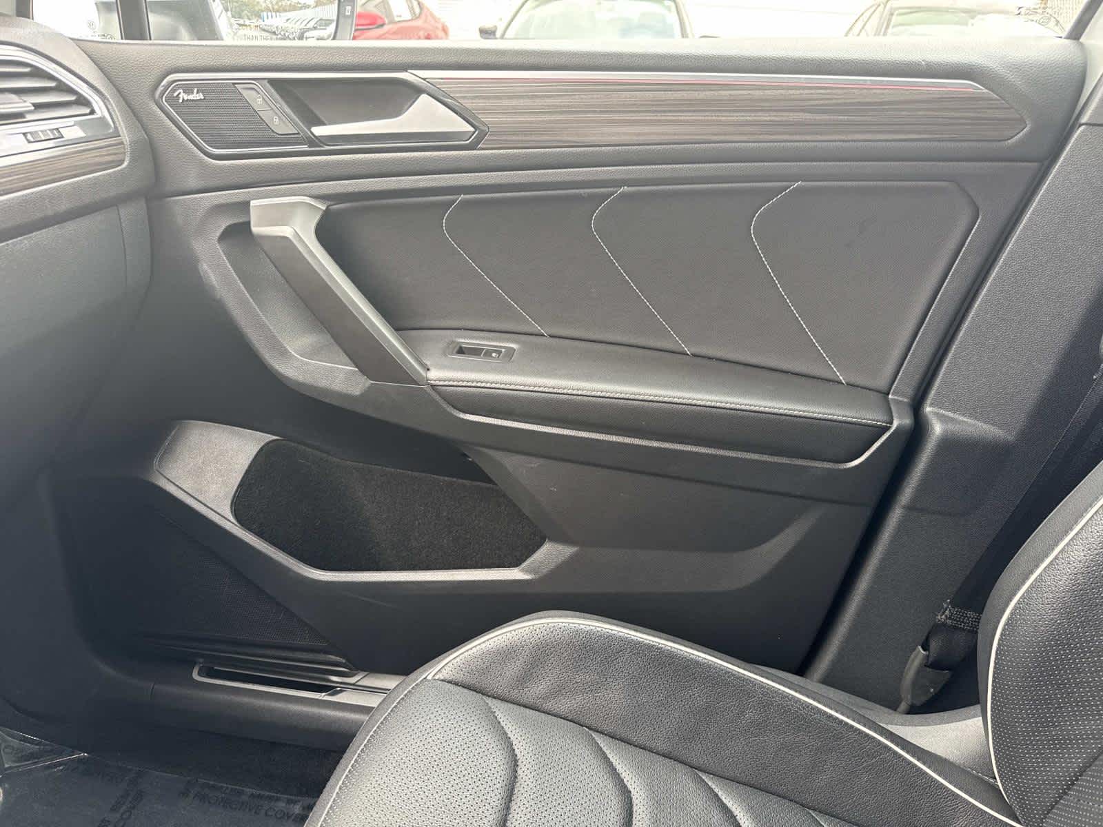 2023 Volkswagen Tiguan SEL R-Line