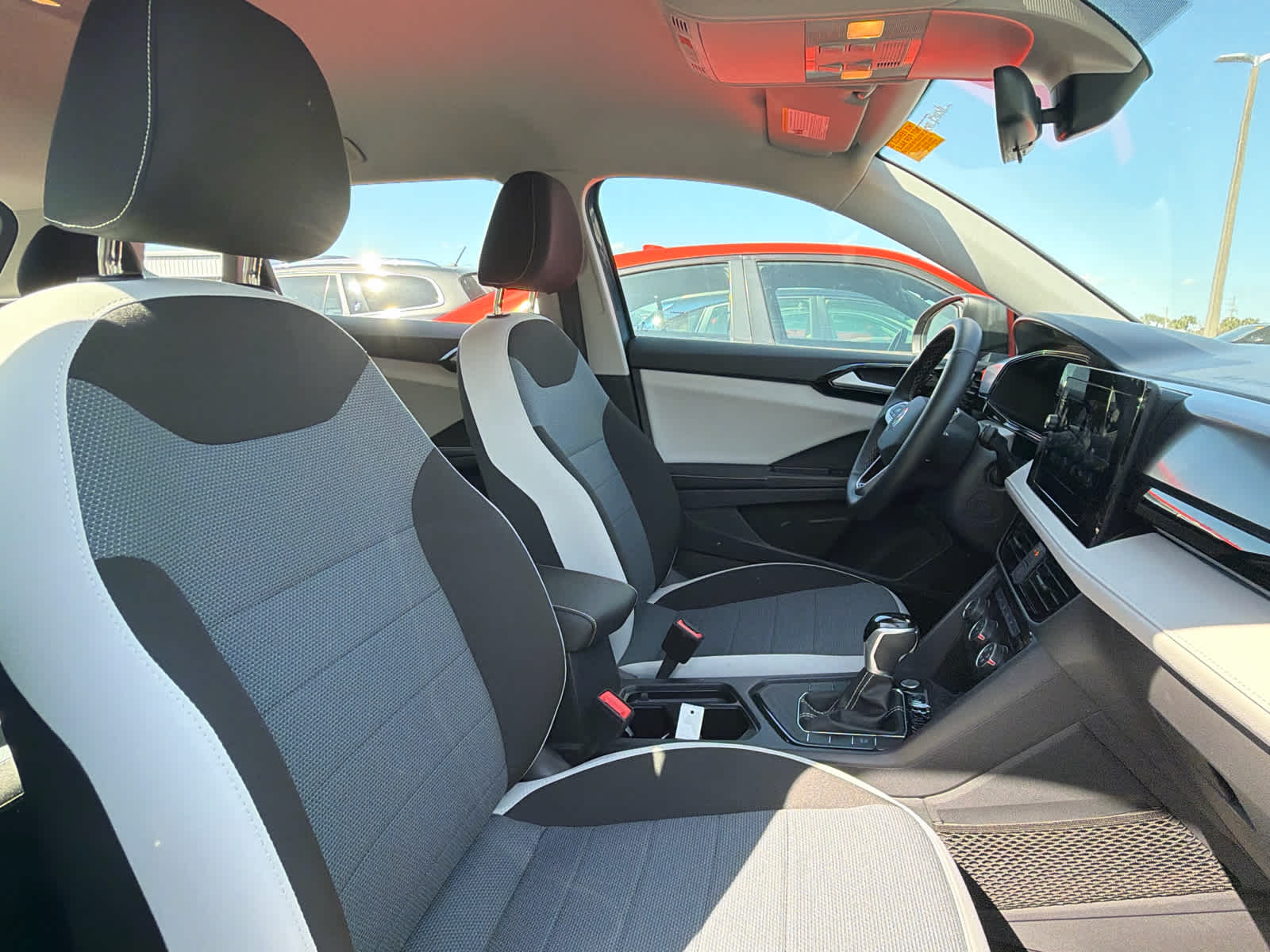 2025 Volkswagen Taos S