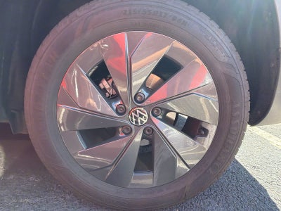 2025 Volkswagen Taos S