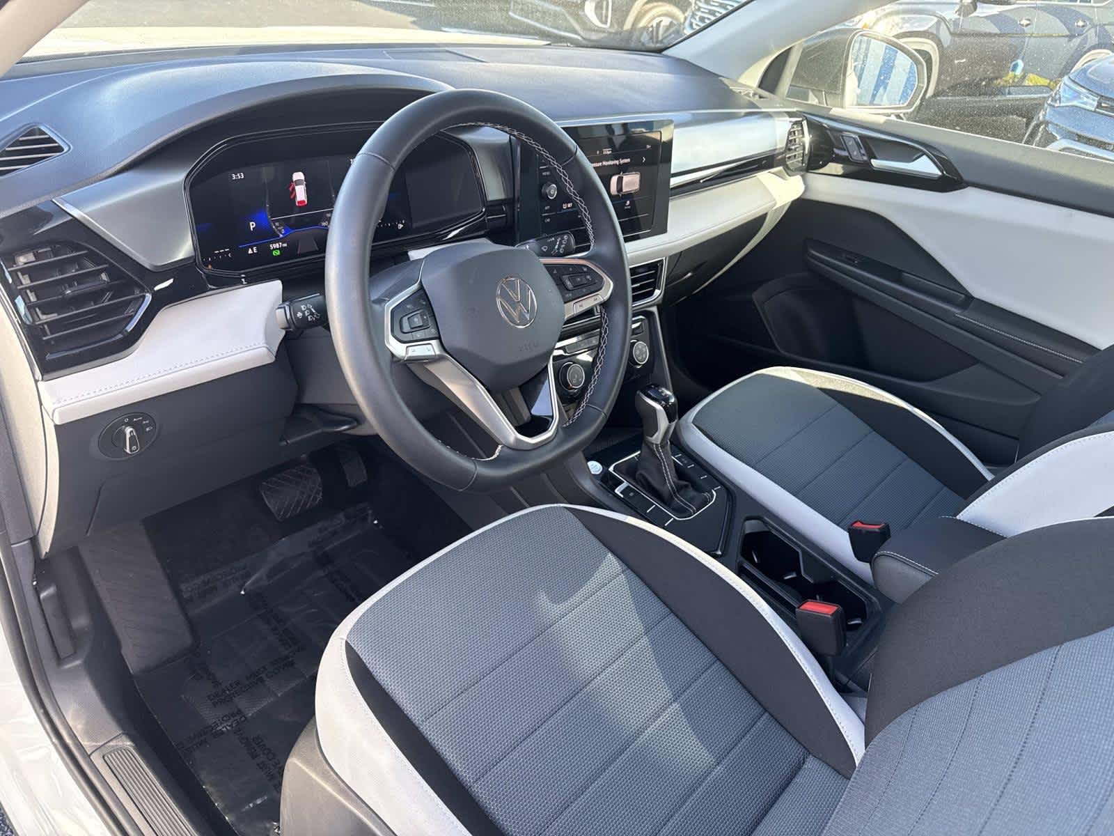 2025 Volkswagen Taos S