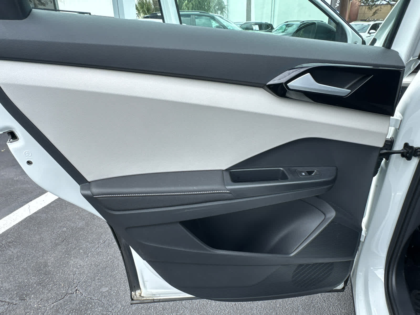 2025 Volkswagen Taos S