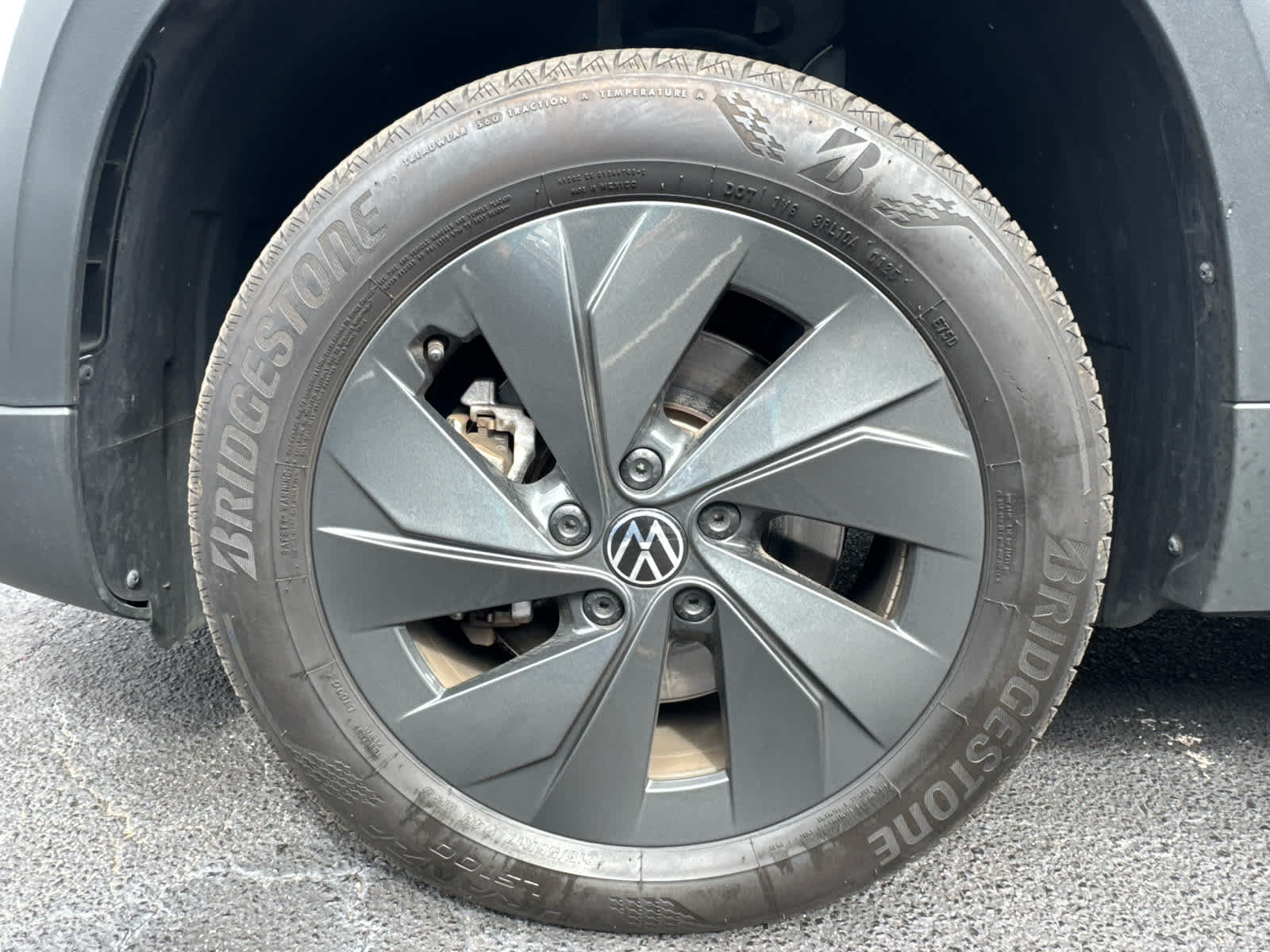 2025 Volkswagen Taos S