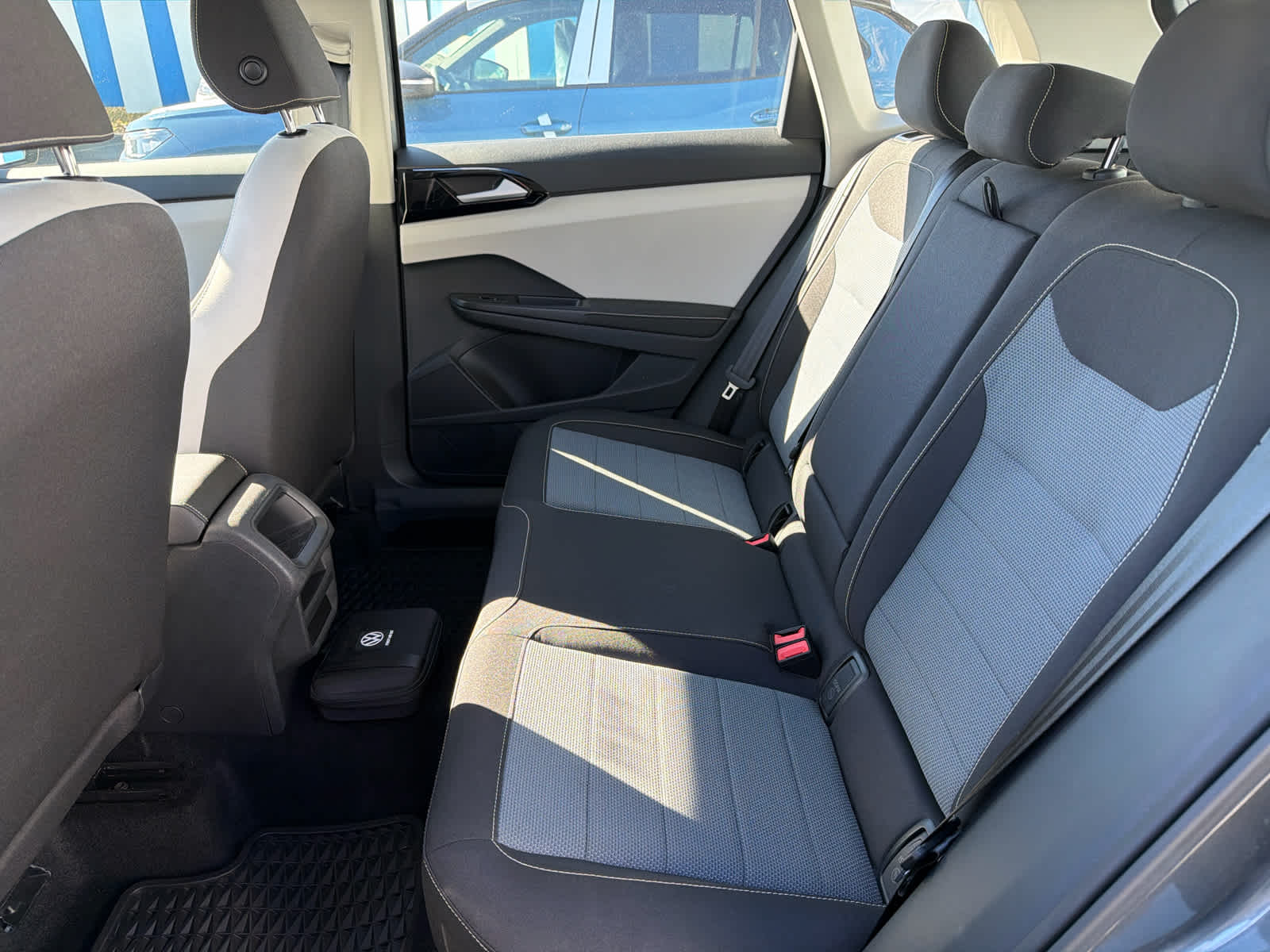 2025 Volkswagen Taos S